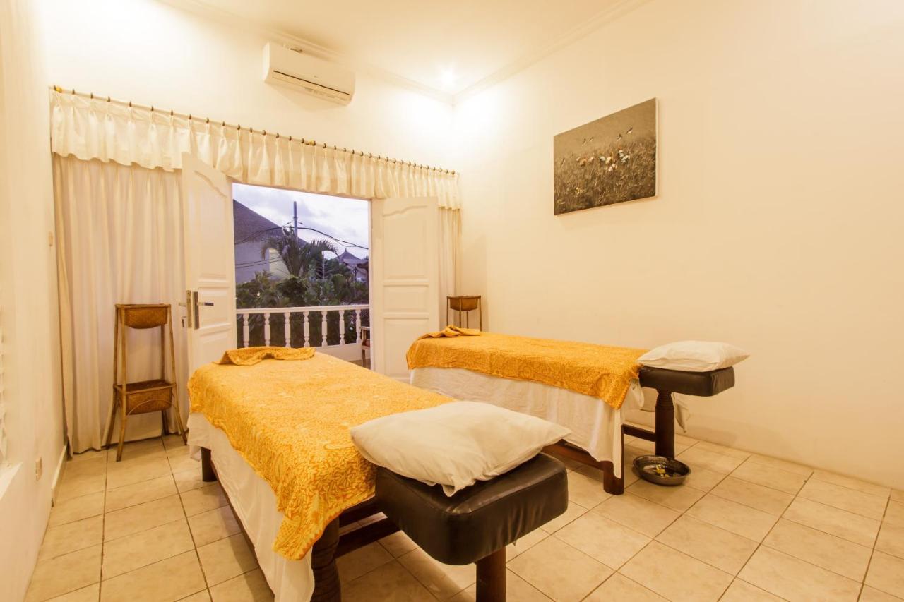 Bening Hut And Spa Seminyak Zewnętrze zdjęcie