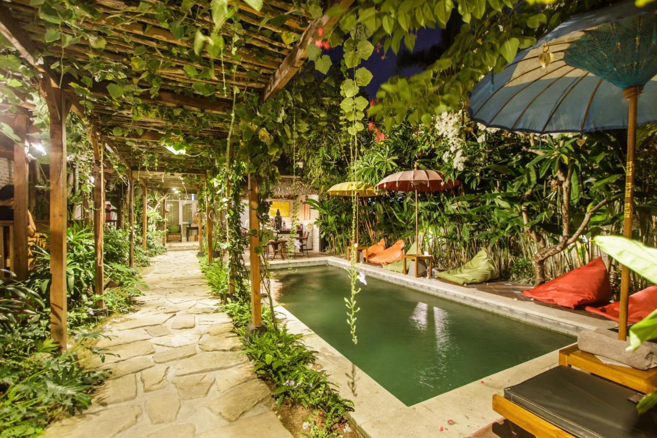 Bening Hut And Spa Seminyak Zewnętrze zdjęcie