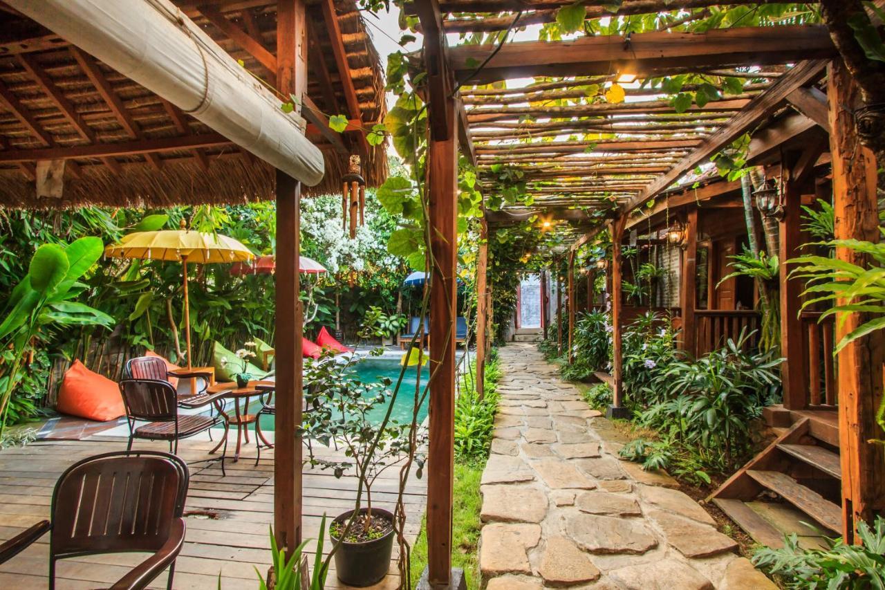Bening Hut And Spa Seminyak Zewnętrze zdjęcie