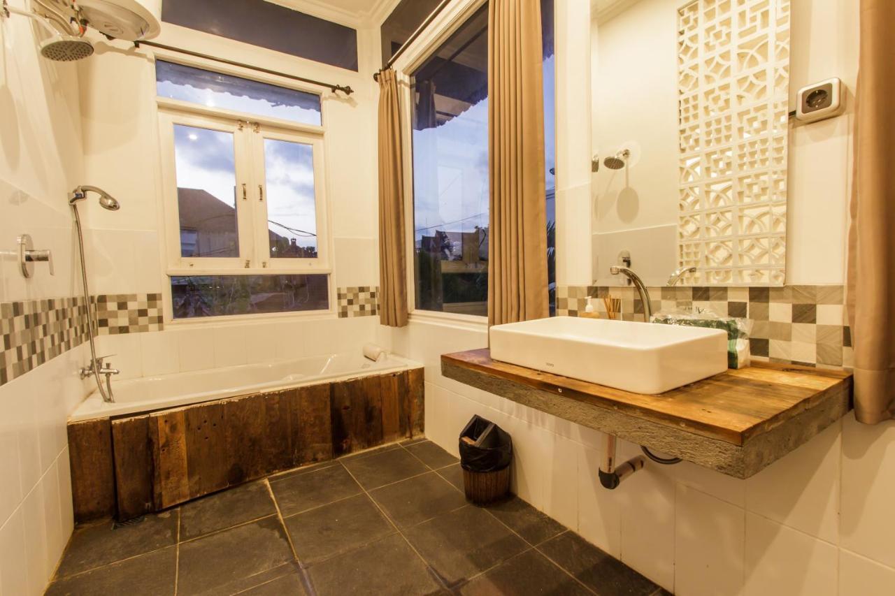 Bening Hut And Spa Seminyak Zewnętrze zdjęcie